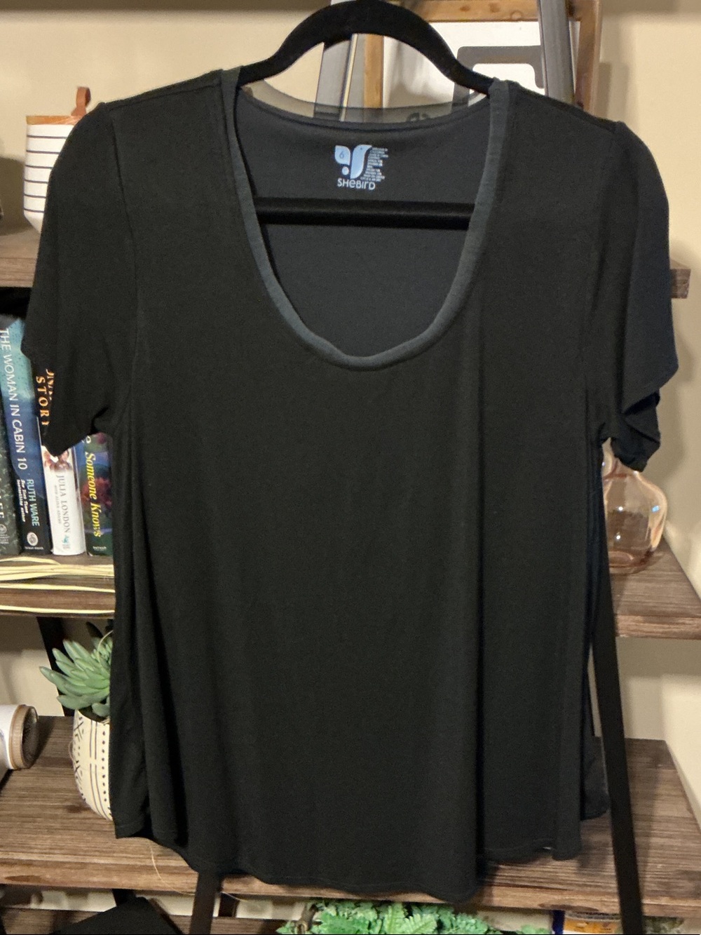 Shebird Black Scoop Neck Short Sleeve Tee Eize 6